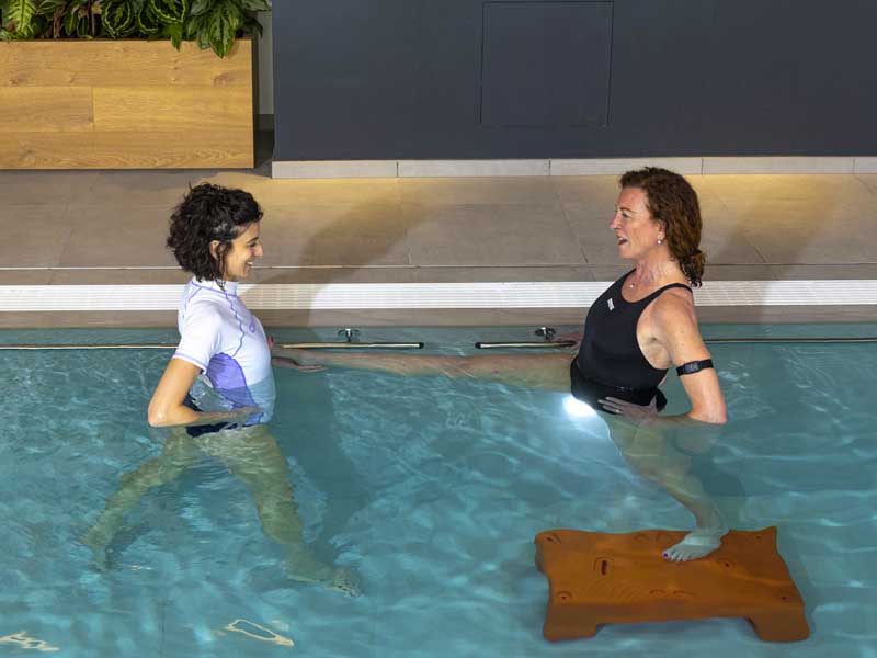 Piscina per il nervo sciatico: come l’acqua può aiutarti